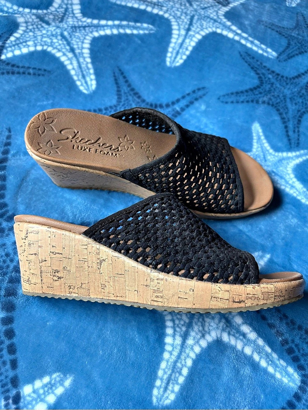 Sketchers Black Wedge Sandals
